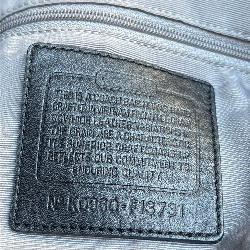 Coach Vintage Leather Hobo Shoulder Bag in black